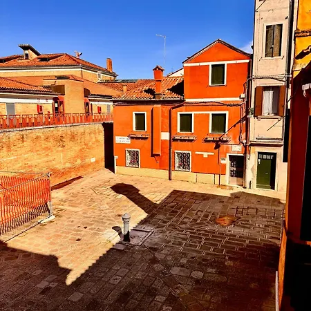 Vivere - Cozy In The Heart Of Venice