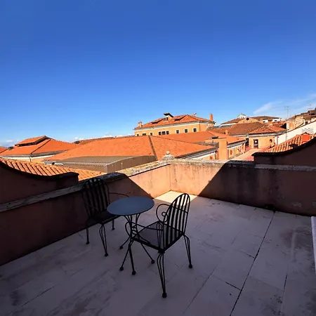 Vivere - Cozy In The Heart Of Апартаменты Венеция